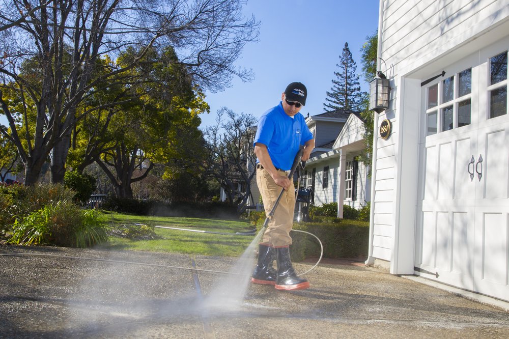 Professional Power Washer